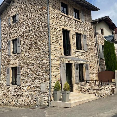 La Maison De Mounette L'Isle-d'Abeau Dış mekan fotoğraf